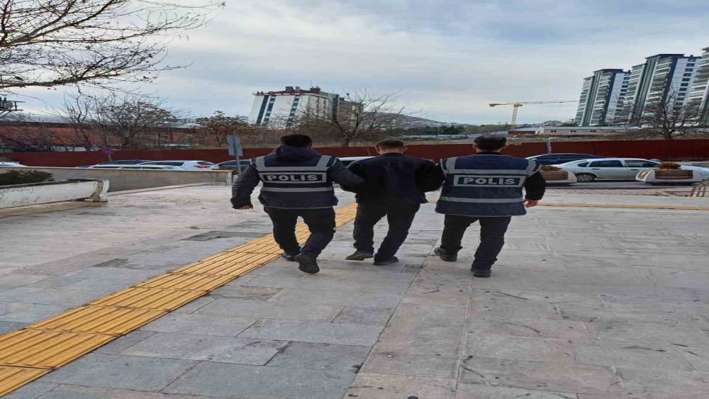 Elazığ’da haklarında kesinleşmiş hapis cezası bulunan 6 zanlı yakalandı
