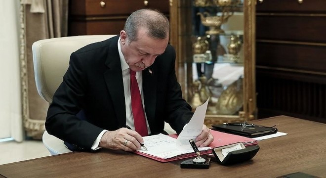 Cumhurbaşkanı Erdoğan'dan 17 üniversiteye rektör ataması